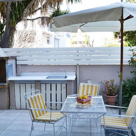 Kalamata Beach Maizonette Ground Floor And Semi-Basement With Yard Luaran gambar