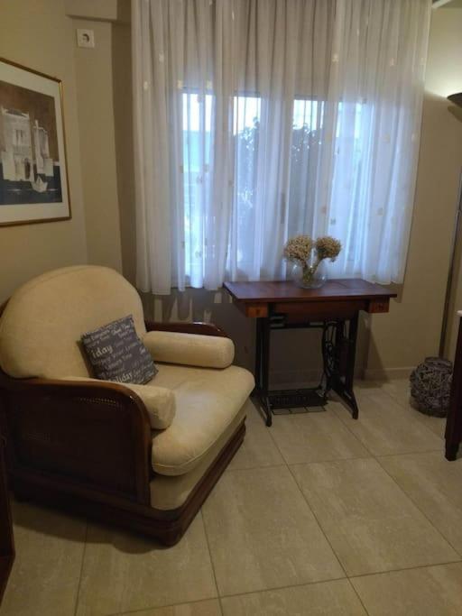 Kalamata Beach Maizonette Ground Floor And Semi-Basement With Yard Luaran gambar